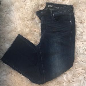 Cropped flare jeans!